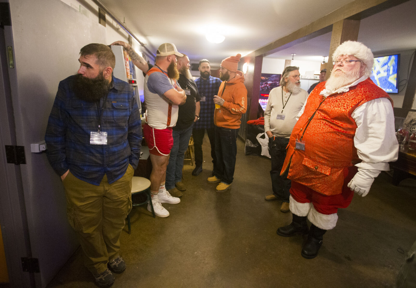 211116-newslocal-beardevent 02.JPG